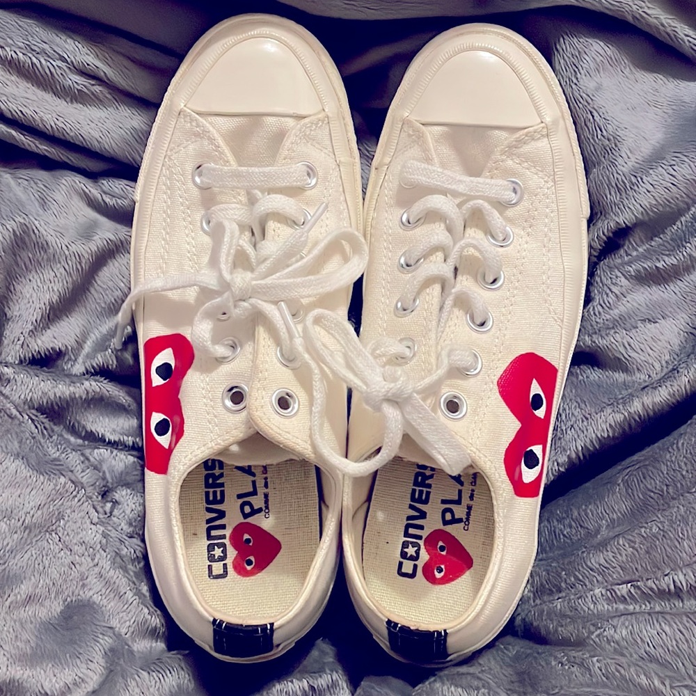 Comme Des Garçons Play x Converse
All Star low-top sneakers - Lightly used